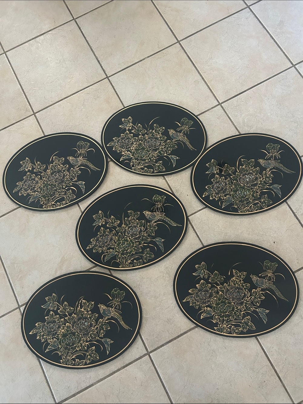 Beautiful Black Lacquer Placemats (6)